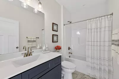 N67W25396  Vail Ln, Sussex, WI 53089 - Photo 10