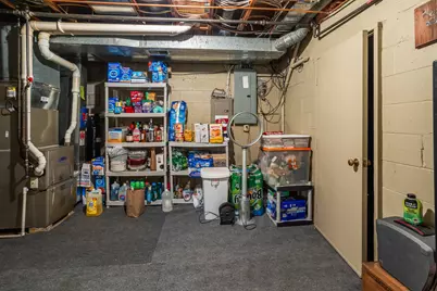 W243N7650  Hilltop Ct, Lisbon, WI 53089 - Photo 34