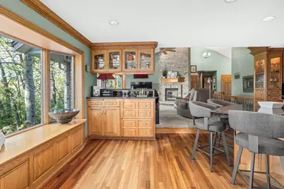 W243N7650  Hilltop Ct, Lisbon, WI 53089 - Photo 12