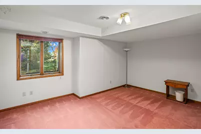 W243N7650  Hilltop Ct, Lisbon, WI 53089 - Photo 30