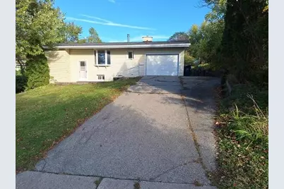 729 S Washington Ave, Viroqua, WI 54665 - Photo 1