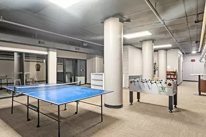 270 E Highland Ave #715, Milwaukee, WI 53202 - Photo 30