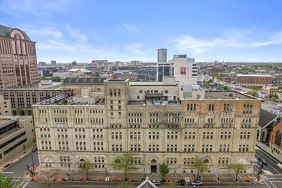 270 E Highland Ave #715, Milwaukee, WI 53202 - Photo 42