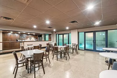 270 E Highland Ave #715, Milwaukee, WI 53202 - Photo 26