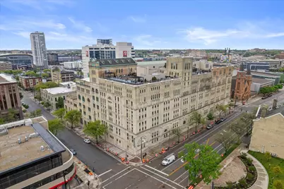 270 E Highland Ave #715, Milwaukee, WI 53202 - Photo 44