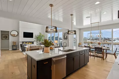 4630  Merrick Trl, Brookfield, WI 53045 - Photo 4