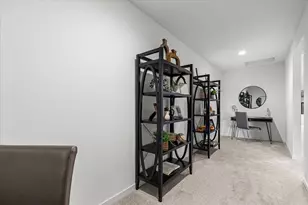 W251N2367 Valleyview Cir, Pewaukee, WI 53072 - Photo 28