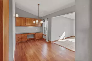 1632 Grey Fox Trail, Mukwonago, WI 53149 - Photo 12