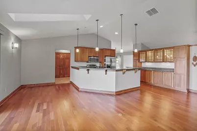 1632  Grey Fox Trl #22, Mukwonago, WI 53149 - Photo 6