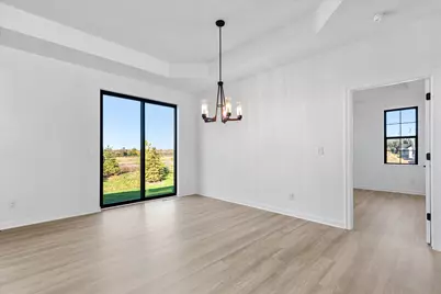 W251N2371  Valleyview Cir, Pewaukee, WI 53072 - Photo 10