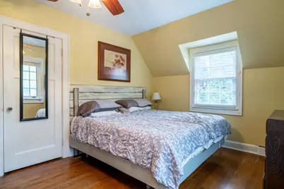 6110  Washington Cir, Wauwatosa, WI 53213 - Photo 24