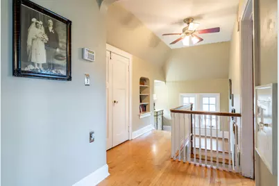 6110  Washington Cir, Wauwatosa, WI 53213 - Photo 28