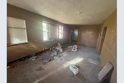 2039  S Green Bay Rd, Racine, WI 53406 - Photo 4