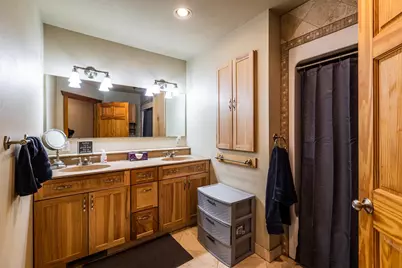 1613  Chase St, La Crosse, WI 54601 - Photo 40