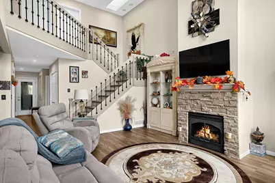 1025  Lauderdale -, Onalaska, WI 54650 - Photo 6