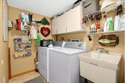 1025  Lauderdale -, Onalaska, WI 54650 - Photo 28
