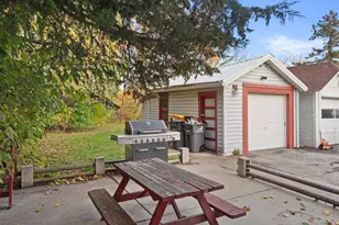 129 S West Ave, Waukesha, WI 53186 - Photo 28