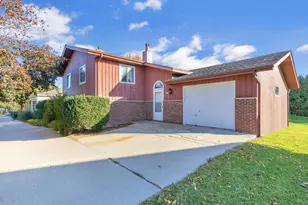 261 Main St, Belgium, WI 53004 - Photo 14