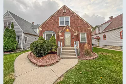 3723 S 18th St #3725, Milwaukee, WI 53221 - Photo 2