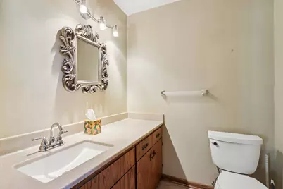 W398N8740  Amber Ln, Oconomowoc, WI 53036 - Photo 28