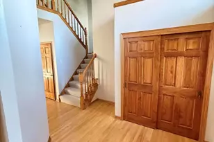 2340 Robbie Ct, Brookfield, WI 53005 - Photo 4