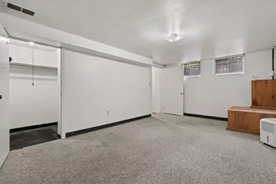 340  Frame Ave, Waukesha, WI 53186 - Photo 24