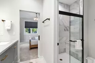 317 Crocus St, Delavan, WI 53191 - Photo 14