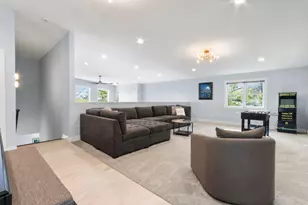 317 Crocus St, Delavan, WI 53191 - Photo 18