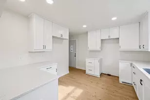 1215 Utah St, Watertown, WI 53094 - Photo 4