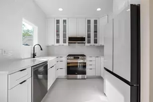 411 54th St, Kenosha, WI 53140 - Photo 14