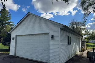 937 E Moreland Blvd, Waukesha, WI 53186 - Photo 2