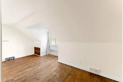 5876 N 42nd St, Milwaukee, WI 53209 - Photo 12