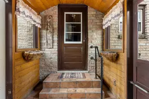 2383 S 18th St, Manitowoc, WI 54220 - Photo 4