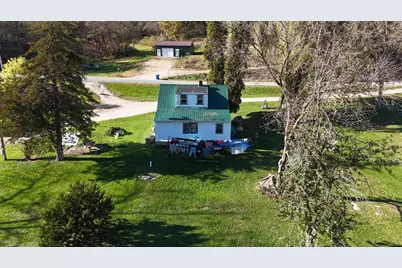 44467  Dakota Valley Dr, Dakota, MN 55925 - Photo 10