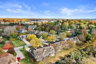 18710 Follett Dr, Brookfield, WI 53045 - Photo 36