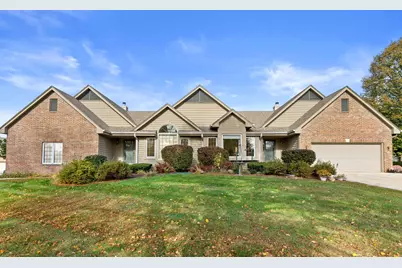 18710  Follett Dr, Brookfield, WI 53045 - Photo 2