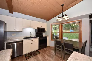 617 Coventry Ln, Hartland, WI 53029 - Photo 16