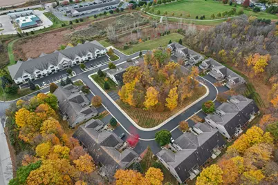 1275  Shadowood Cir #110, West Bend, WI 53095 - Photo 32