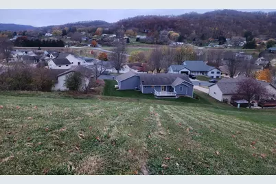 225  Red Apple Dr, La Crescent, MN 55943 - Photo 4