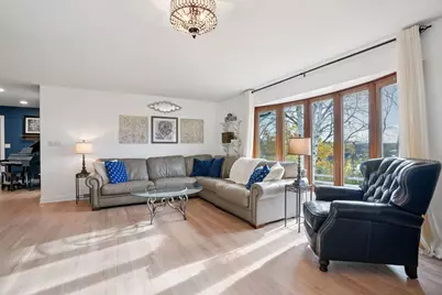 150  Riverside Dr, Racine, WI 53185 - Photo 8