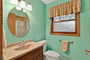 9497 N Maura Ln, Brown Deer, WI 53223 - Photo 28