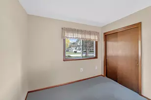 9497 N Maura Ln, Brown Deer, WI 53223 - Photo 24