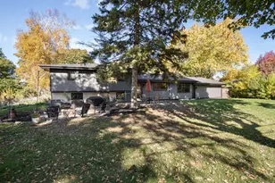 115 Eldorado Dr, Racine, WI 53402 - Photo 20