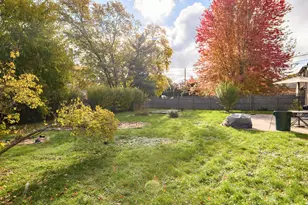 4960 N 89th St, Milwaukee, WI 53225 - Photo 24