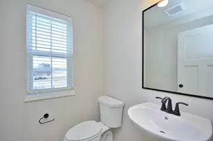 1187 Arrowood Circle, Oconomowoc, WI 53066 - Photo 4