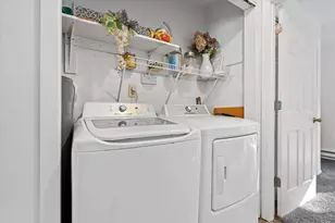 643 Meadow Ln, Burlington, WI 53105 - Photo 10