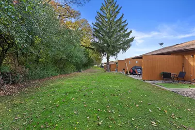 643  Meadow Ln, Burlington, WI 53105 - Photo 16