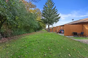 643 Meadow Ln, Burlington, WI 53105 - Photo 16