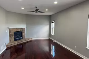 3839 Blossom Dr, Racine, WI 53406 - Photo 12