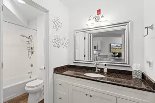 601 Knollwood Cir, Fontana, WI 53125 - Photo 10